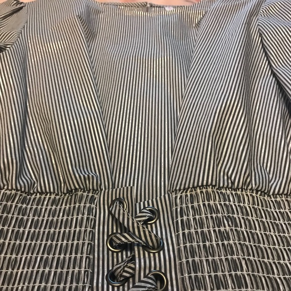 Long sleeve navy blue striped top - Picture 2 of 2